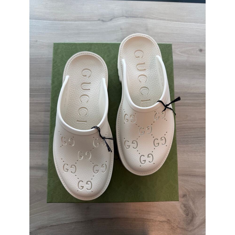 Gucci Rubber Slides - 41